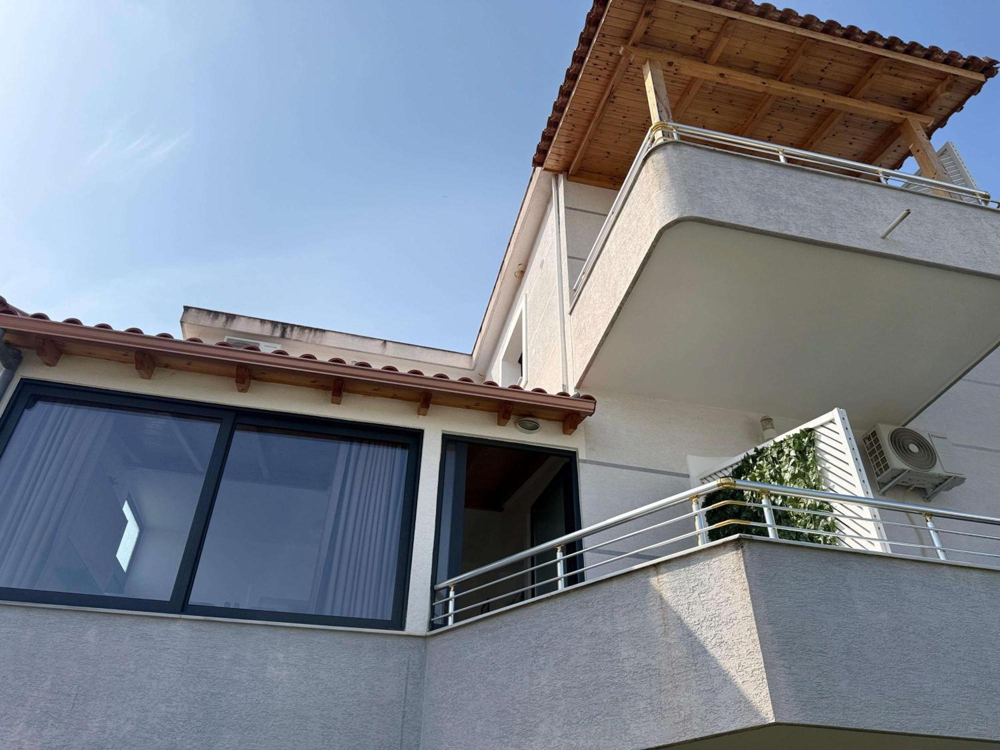 דירות קסאמיל Vila Bilali מראה חיצוני תמונה
